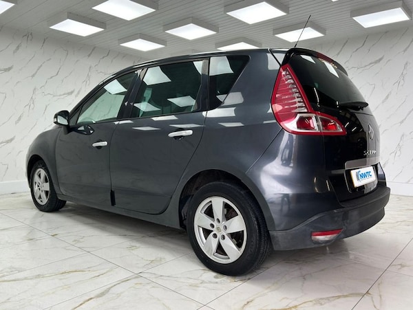 Used Renault Scenic 2011 for sale - 76132126: Photo 6