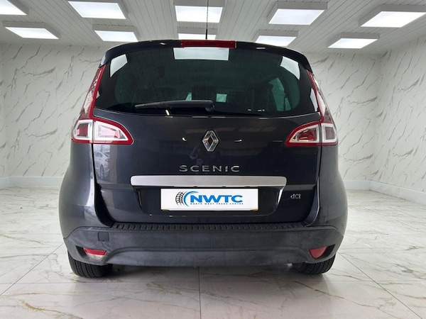 Used Renault Scenic 2011 for sale - 76132126: Photo 8