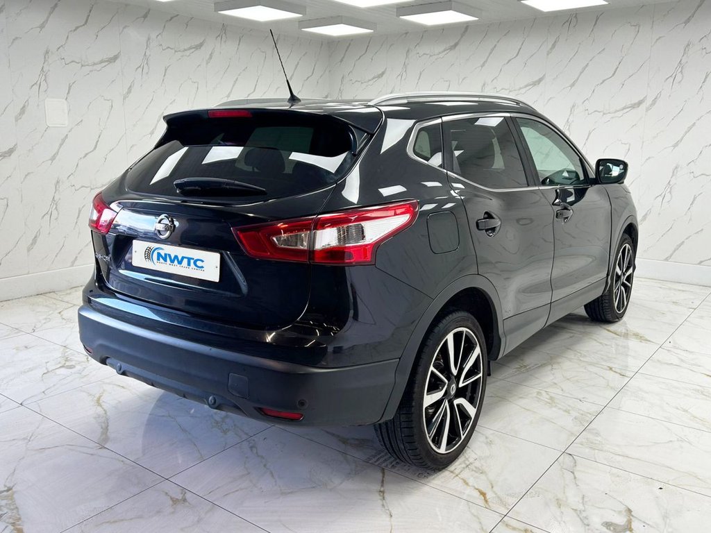 Used Nissan Qashqai 2017 for sale - 77436611: Photo 9