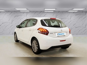 Used Peugeot 208 2018 for sale - 77288221: Photo