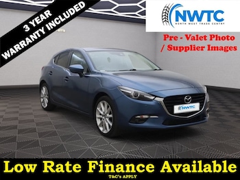 Used Mazda Mazda3 2017 for sale - 76291674: Photo 2