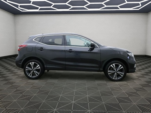 Used Nissan Qashqai 2017 for sale - 76345770: Photo 6