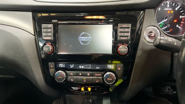 Used Nissan Qashqai 2017 for sale - 76345770: Photo 8