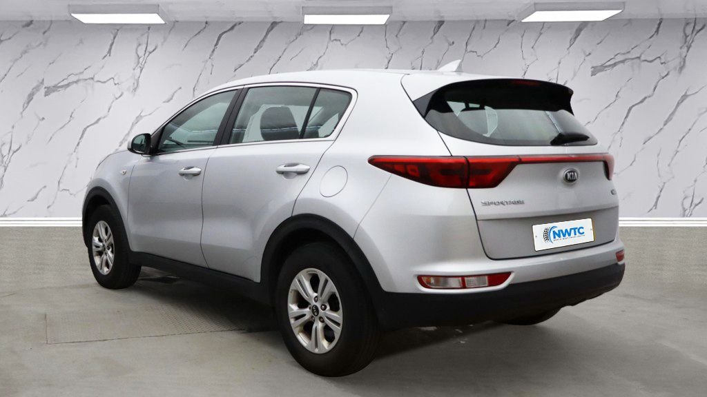 Used Kia Sportage 2018 for sale - 76686436: Photo 4