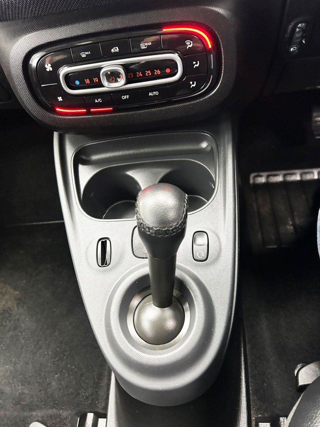 Used smart forfour 2018 for sale - 78200431: Photo 19