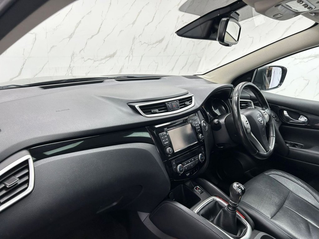 Used Nissan Qashqai 2017 for sale - 77211941: Photo 12