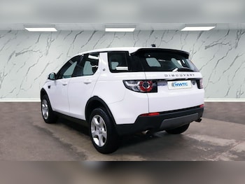 Used Land Rover Discovery Sport 2018 for sale - 76821017: Photo