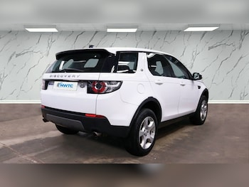 Used Land Rover Discovery Sport 2018 for sale - 76821017: Photo