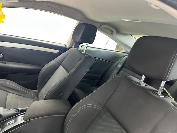 Used Renault Laguna 2009 for sale - 76029339: Photo 10
