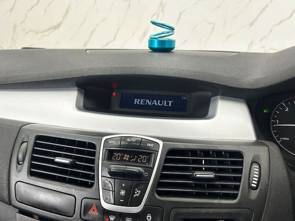 Used Renault Laguna 2009 for sale - 76029339: Photo 12