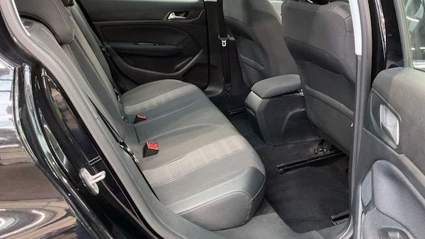 Used Peugeot 308 2018 for sale - 76333738: Photo 11