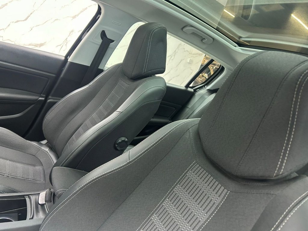 Used Peugeot 308 2018 for sale - 76333738: Photo 12