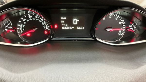 Used Peugeot 308 2018 for sale - 76333738: Photo 13