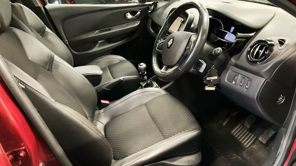 Used Renault Clio 2017 for sale - 77836057: Photo 13