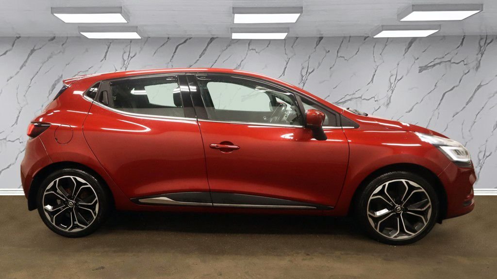 Used Renault Clio 2017 for sale - 77836057: Photo 8
