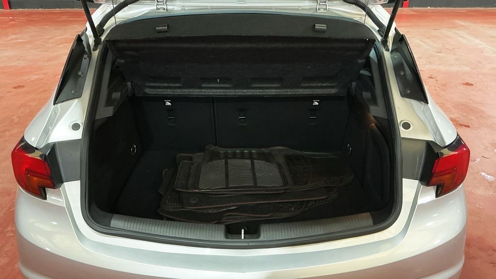 Used Vauxhall Astra 2017 for sale - 77806511: Photo 14