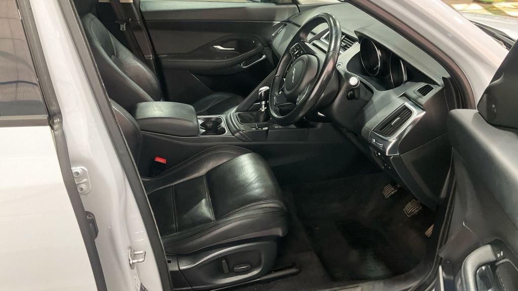 Used Jaguar E-Pace 2018 for sale - 77288245: Photo 11