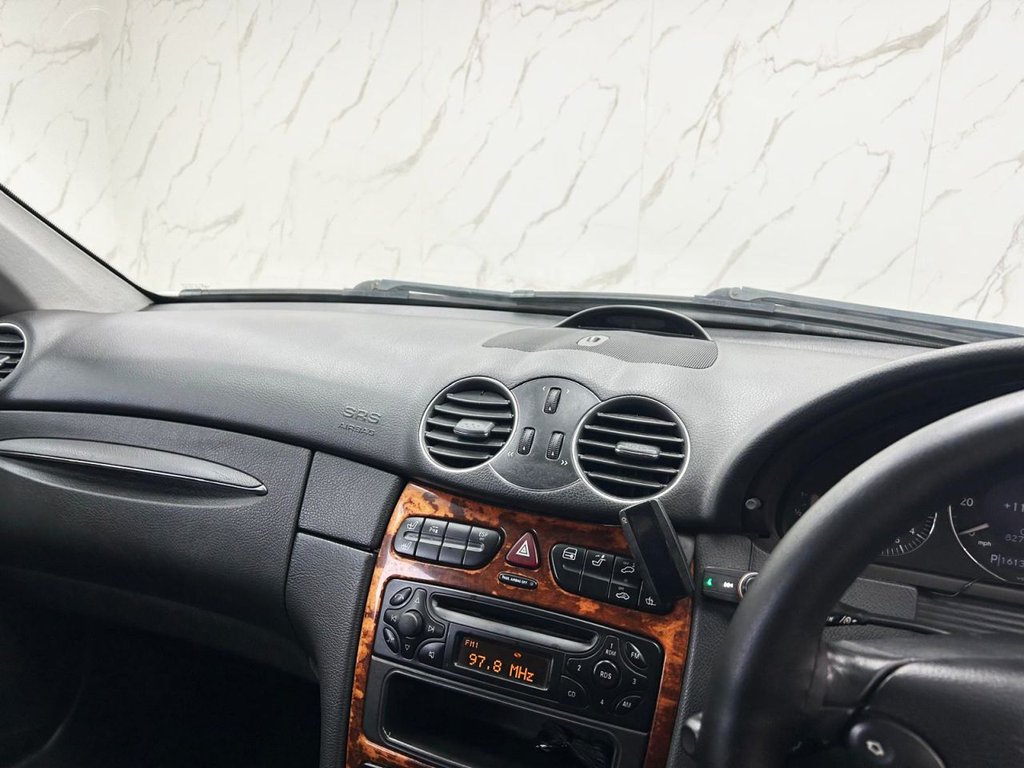 Used Mercedes-Benz CLK 2003 for sale - 77499495: Photo 15