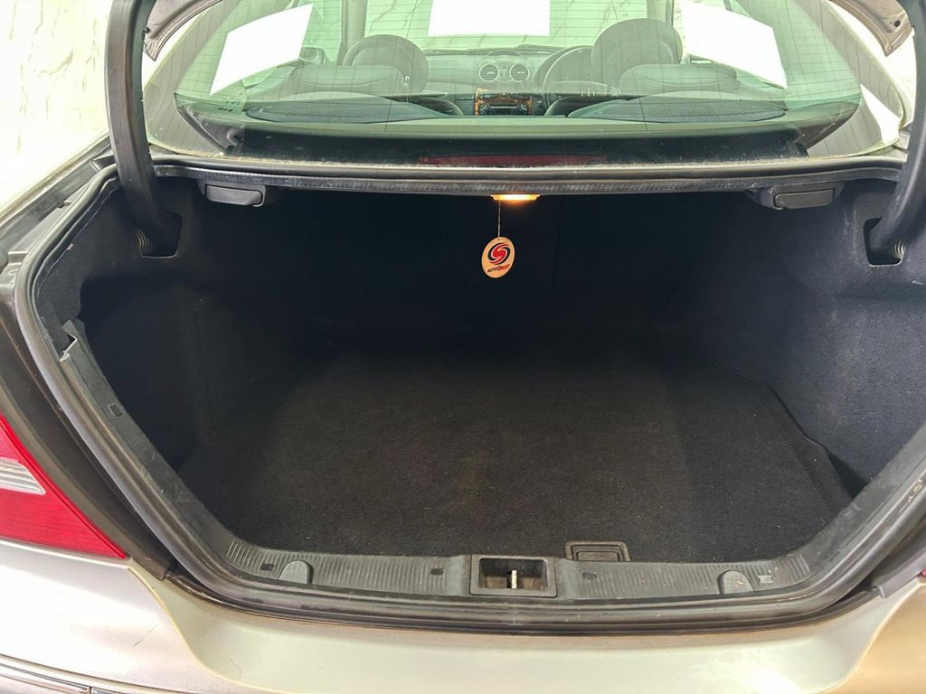 Used Mercedes-Benz CLK 2003 for sale - 77499495: Photo 21