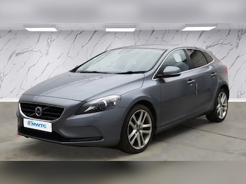 Used Volvo V40 2016 for sale - 78227569: Photo