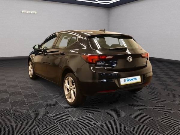 Used Vauxhall Astra 2017 for sale - 76313066: Photo 3
