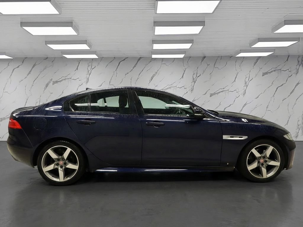 Used Jaguar XE 2015 for sale - 77302637: Photo 7