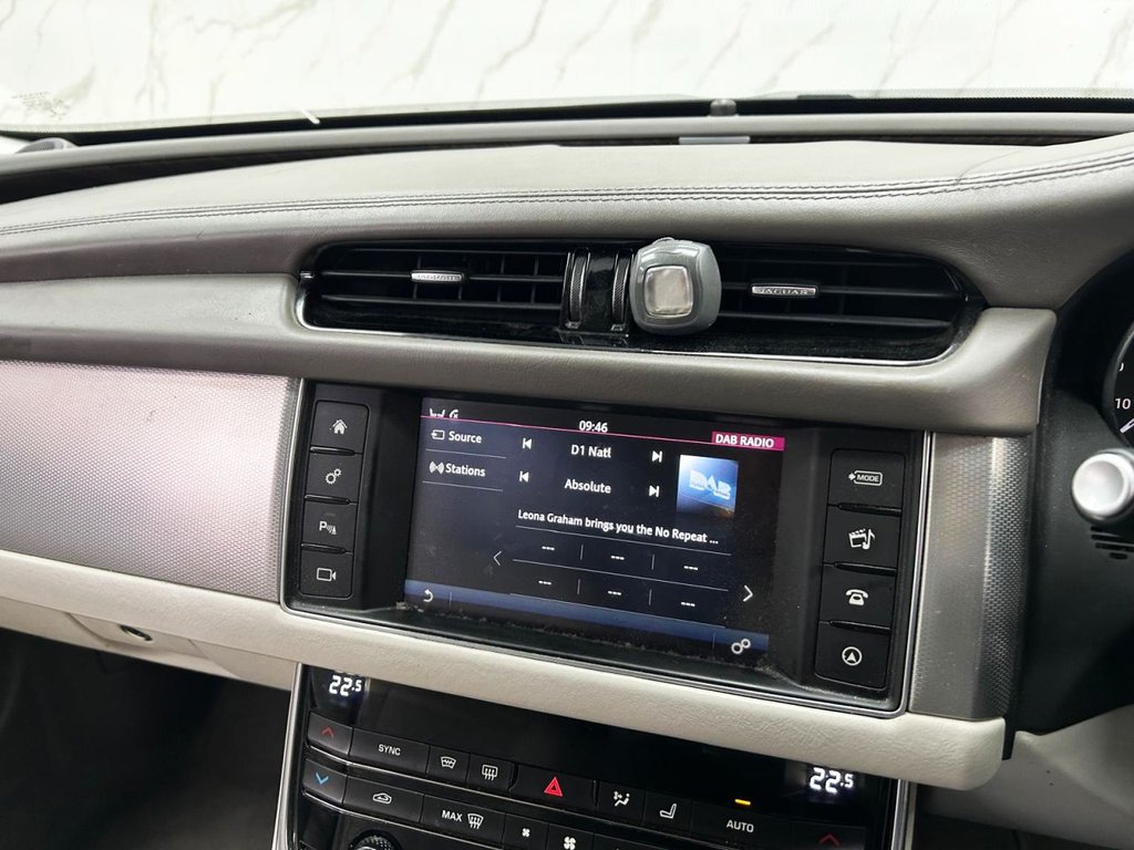 Used Jaguar XF 2015 for sale - 77667803: Photo 17