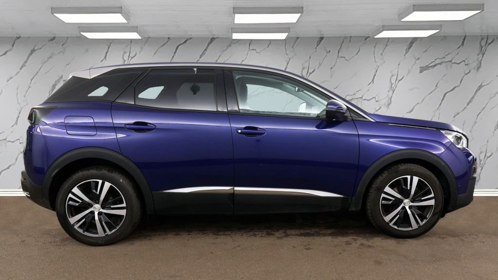 Used Peugeot 3008 2017 for sale - 77780770: Photo 8