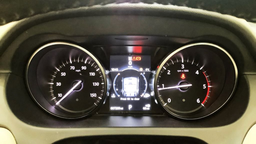 Used Land Rover Discovery Sport 2017 for sale - 76654926: Photo 9