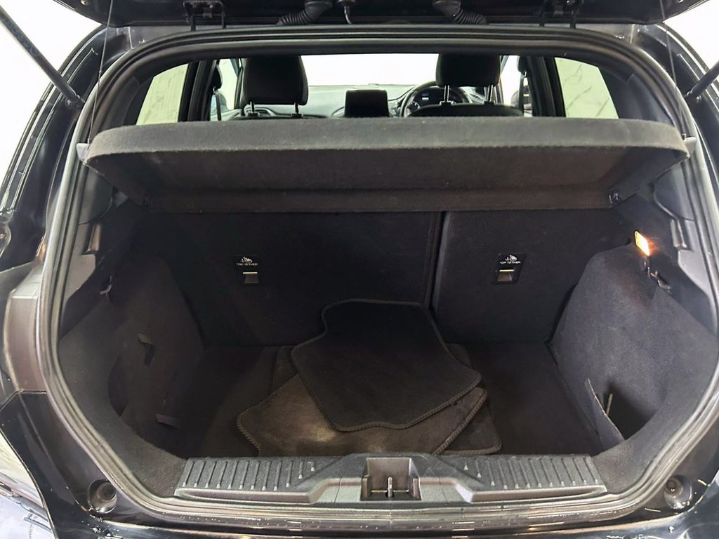 Used Ford Fiesta 2017 for sale - 76591116: Photo 19