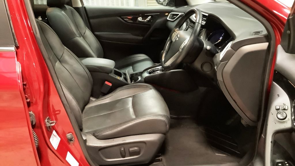 Used Nissan Qashqai 2015 for sale - 77820782: Photo 12