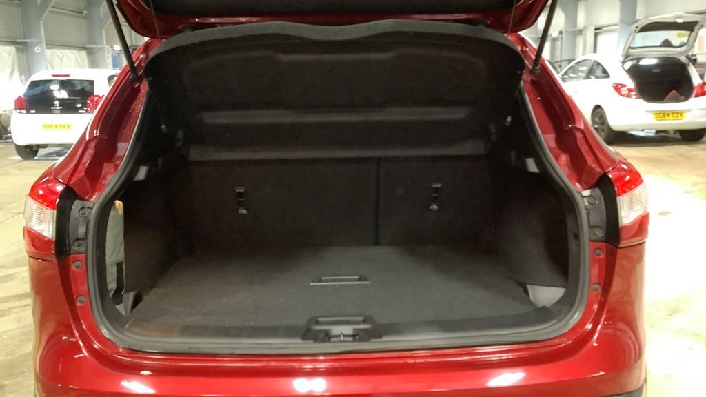 Used Nissan Qashqai 2015 for sale - 77820782: Photo 14