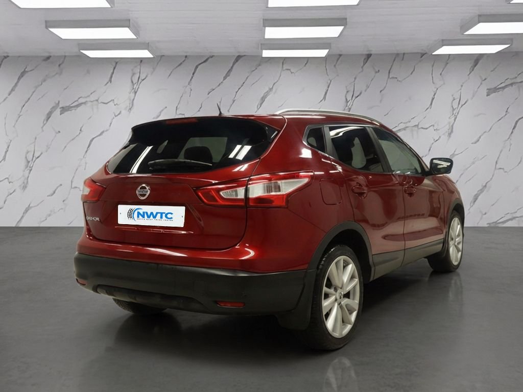 Used Nissan Qashqai 2015 for sale - 77820782: Photo 5