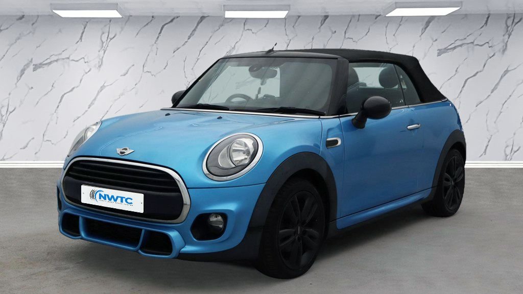 Used MINI Convertible 2018 for sale - 76821077: Photo 3