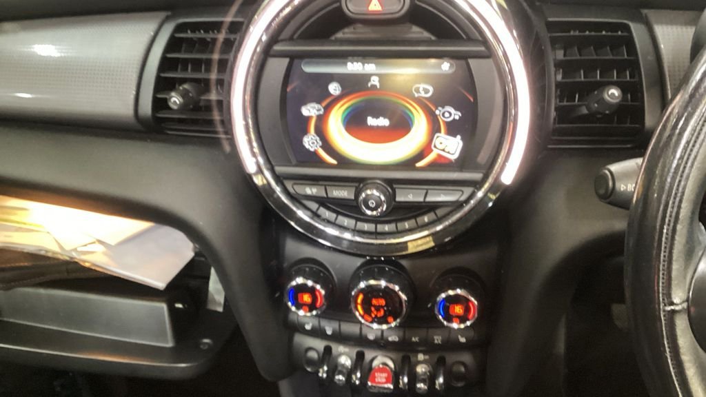 Used MINI Convertible 2018 for sale - 76821077: Photo 9