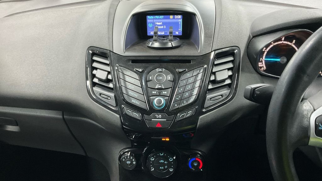 Used Ford Fiesta 2016 for sale - 77507555: Photo 11