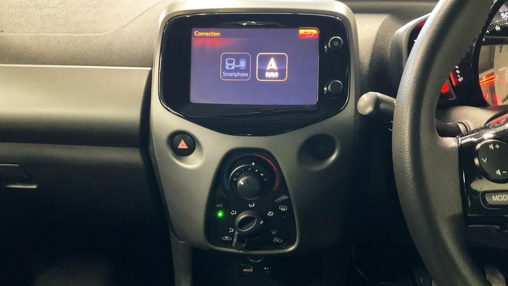 Used Toyota AYGO 2019 for sale - 77384111: Photo 10