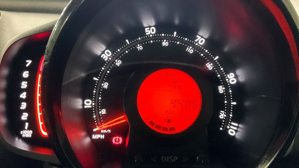 Used Toyota AYGO 2019 for sale - 77384111: Photo 11