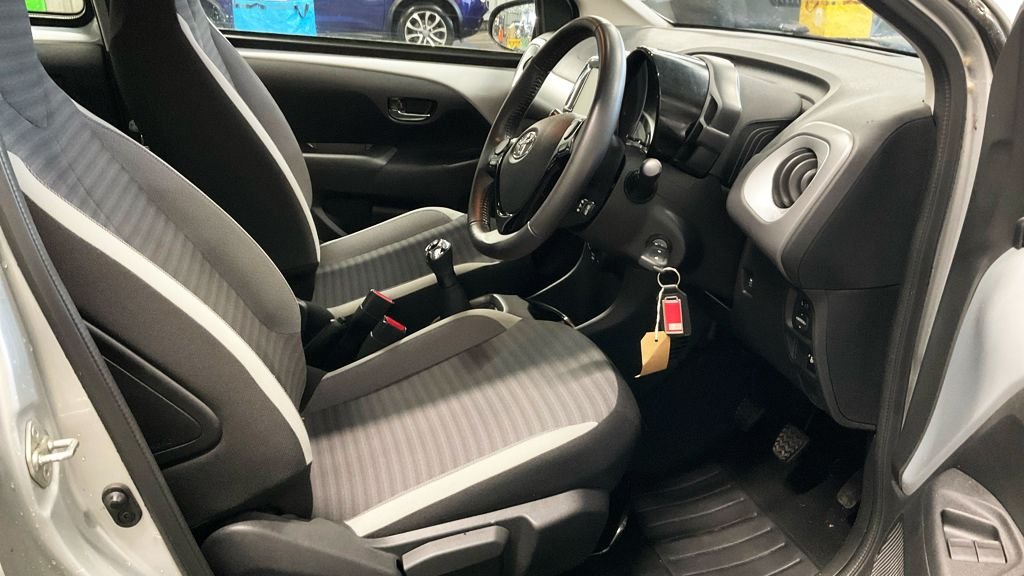 Used Toyota AYGO 2019 for sale - 77384111: Photo 12