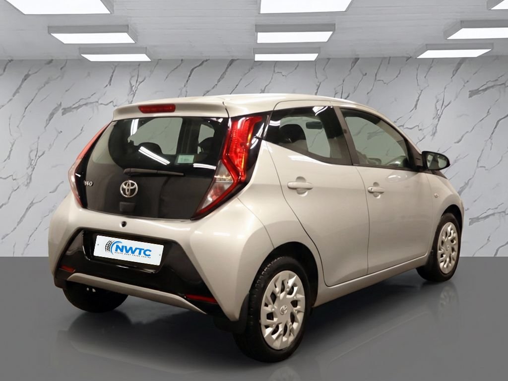 Used Toyota AYGO 2019 for sale - 77384111: Photo 6