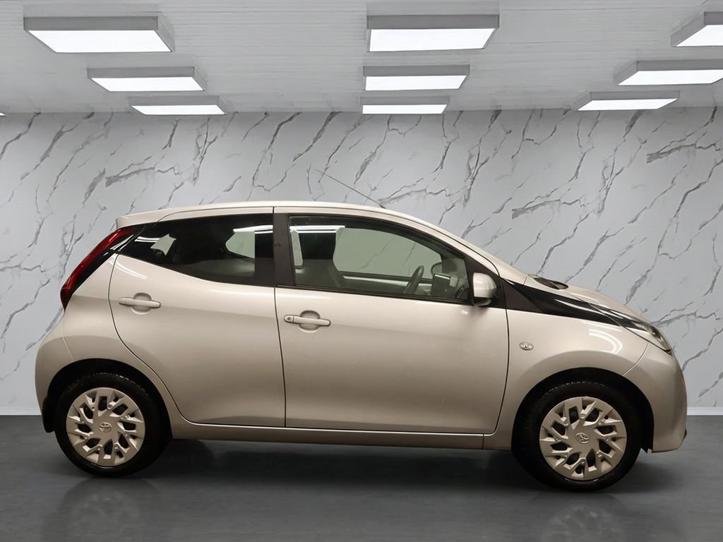 Used Toyota AYGO 2019 for sale - 77384111: Photo 7