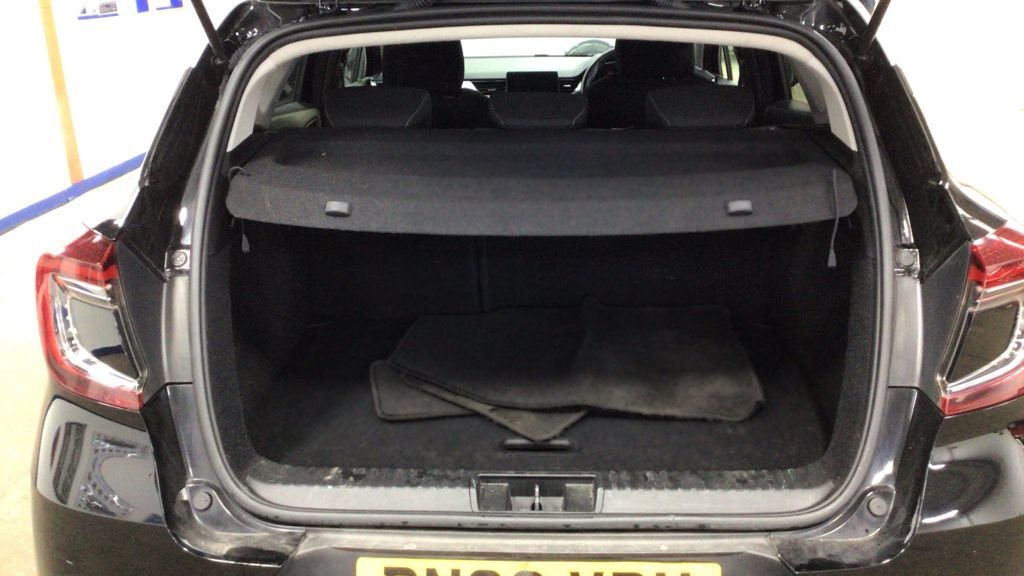 Used Renault Captur 2020 for sale - 77356320: Photo 12