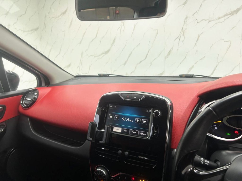Used Renault Clio 2014 for sale - 76686186: Photo 15