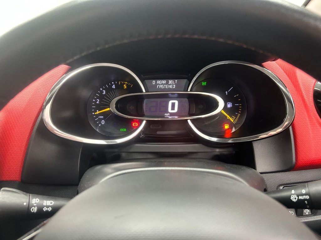 Used Renault Clio 2014 for sale - 76686186: Photo 16