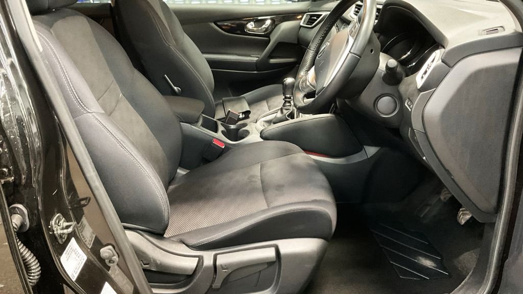 Used Nissan Qashqai 2015 for sale - 77408477: Photo 12