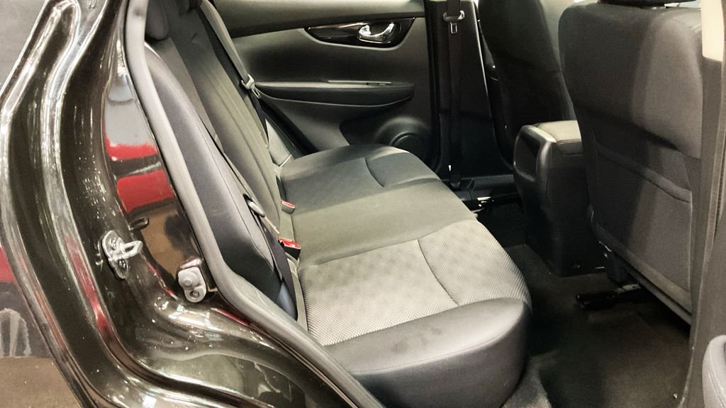 Used Nissan Qashqai 2015 for sale - 77408477: Photo 13