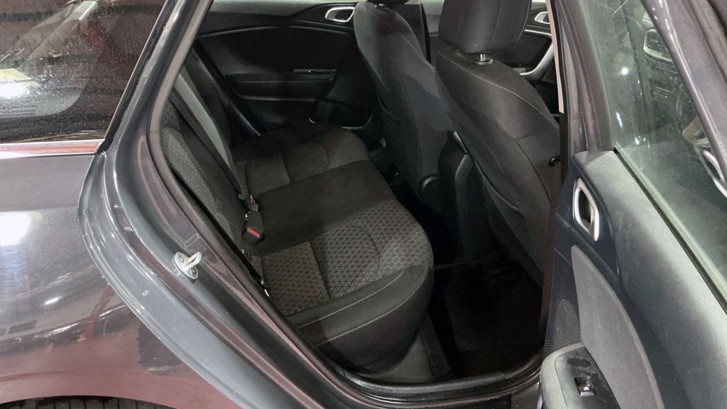 Used Kia Ceed 2019 for sale - 76333740: Photo 12