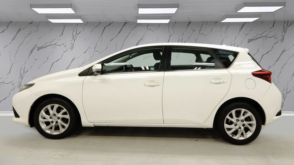 Used Toyota Auris 2017 for sale - 77436745: Photo 8