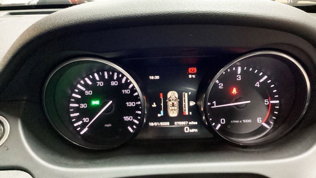 Used Land Rover Discovery Sport 2016 for sale - 77593972: Photo 9