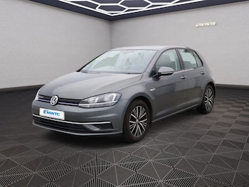 Used Volkswagen Golf 2018 for sale - 75642412: Photo